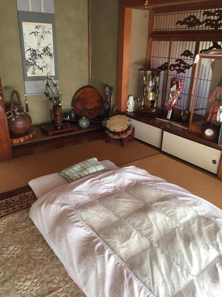 How to lay out your futon during summer and winter How To Live in Japan
