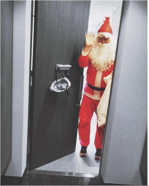 see-how-japanese-celebs-spent-their-christmas-eve-how-to-live-in-japan