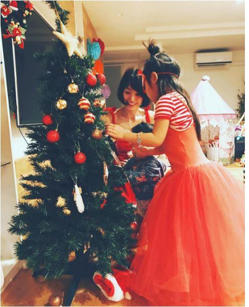 See How Japanese Celebs Spent Their Christmas Eve