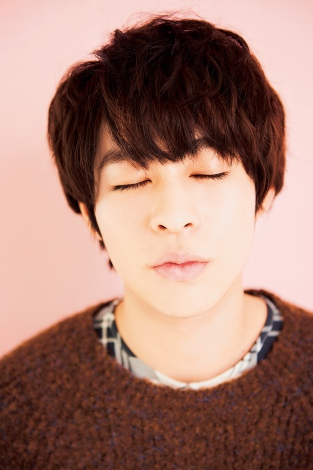 Popular Teen Actors’ “Kissing Face” in JUNON, March Issue