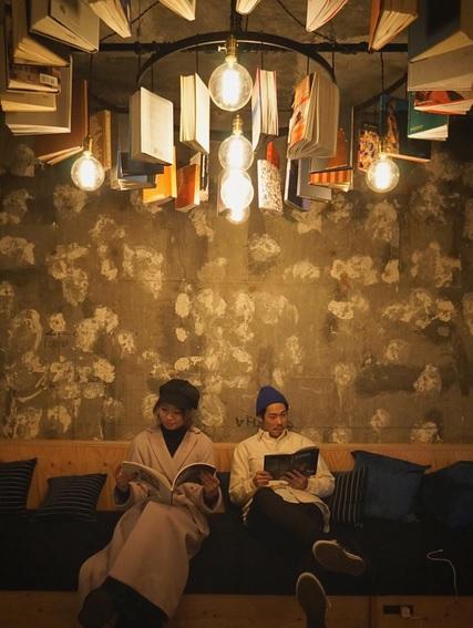 Sleeping with the books: Book and Bed-Tokyo